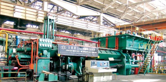 40MN雙動(dòng)臥式油壓機(jī)用于銅與銅合金管材、棒材、型材的熱擠壓加工.jpg